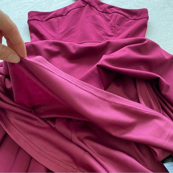 LULU’S Magenta Fit & Flare Sleeveless Halter Mini Dress Size M - Picture 13 of 13